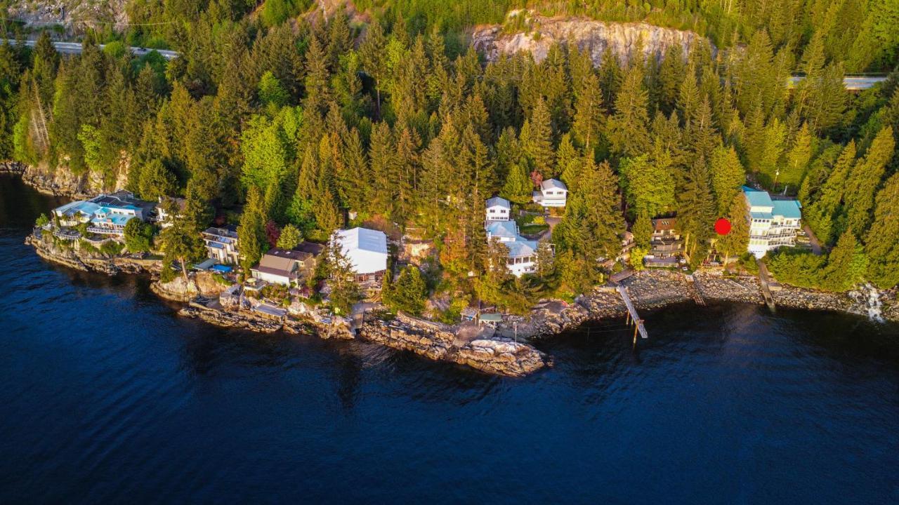 Waterfront Cottage With Superb Coastline Views West Vancouver Esterno foto
