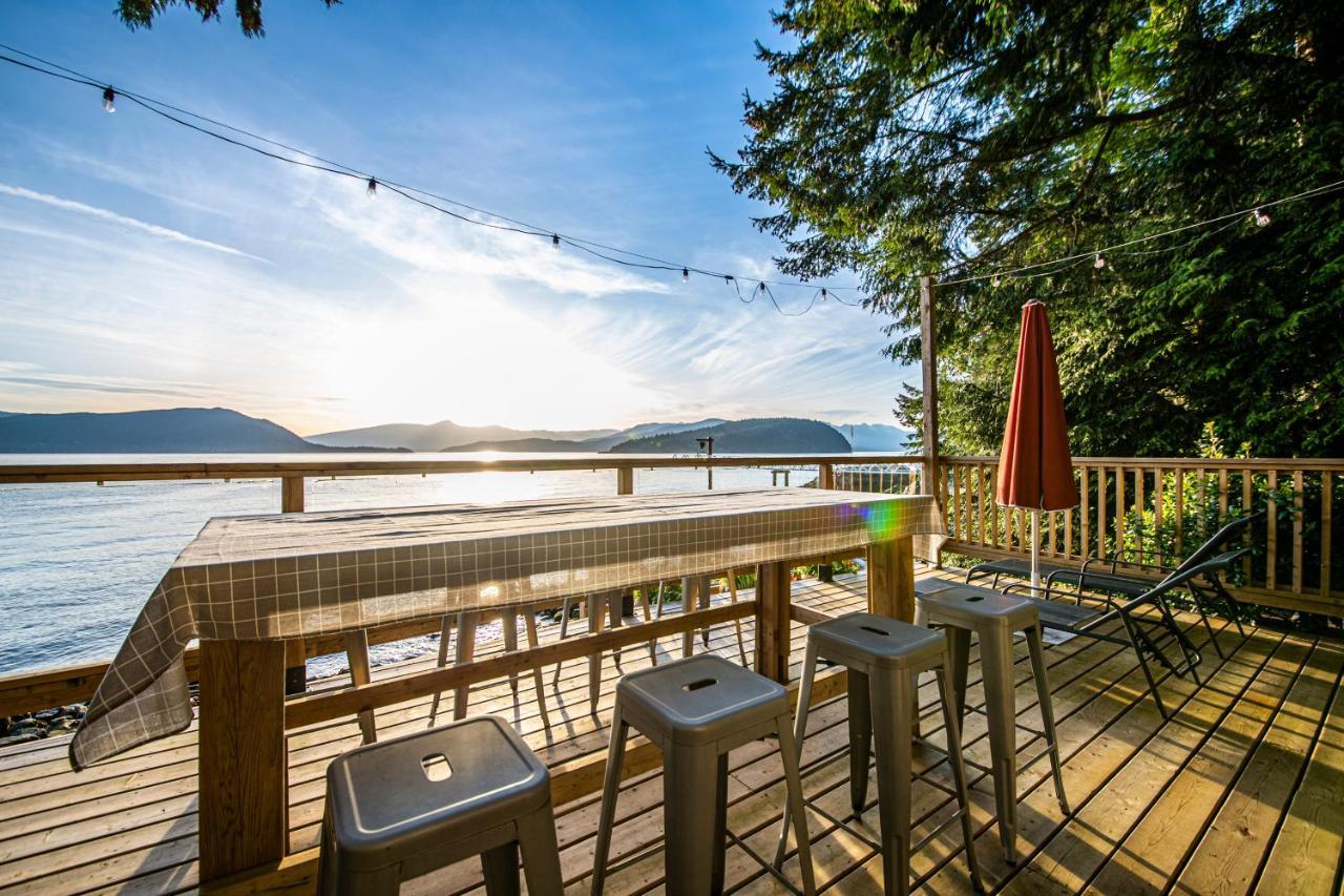 Waterfront Cottage With Superb Coastline Views West Vancouver Esterno foto