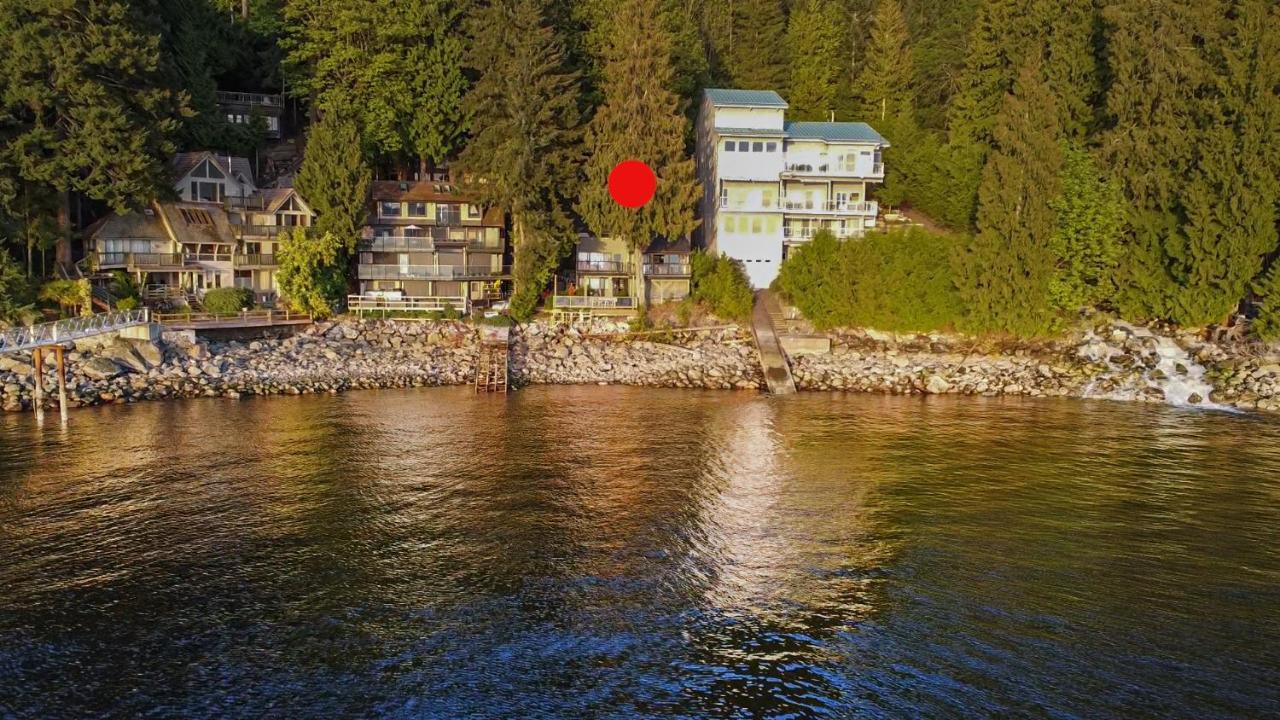 Waterfront Cottage With Superb Coastline Views West Vancouver Esterno foto