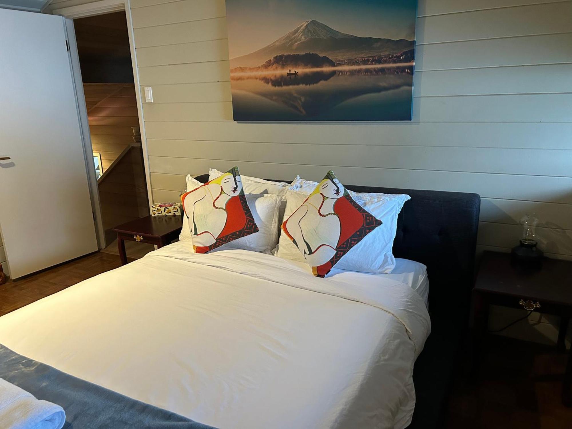 Waterfront Cottage With Superb Coastline Views West Vancouver Esterno foto